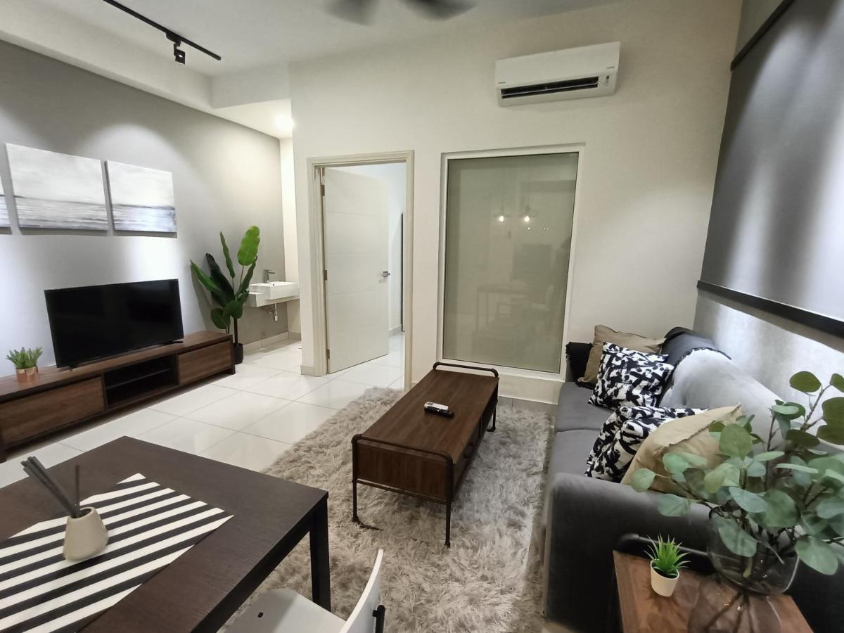 Nj Homestay At Arte Mont Kiara クアラルンプール エクステリア 写真